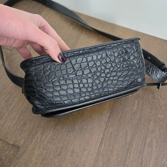 Alexander McQueen Croc Embossed leather Skull Crossbody Bag - Picture 10 of 16
